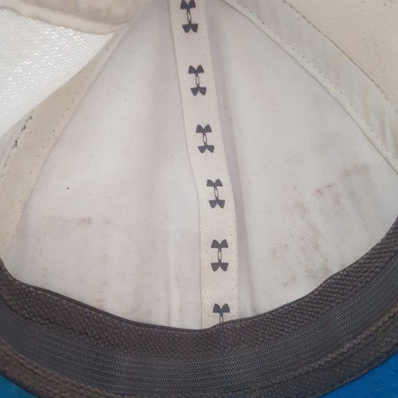 Hat - Picture 4 of 4